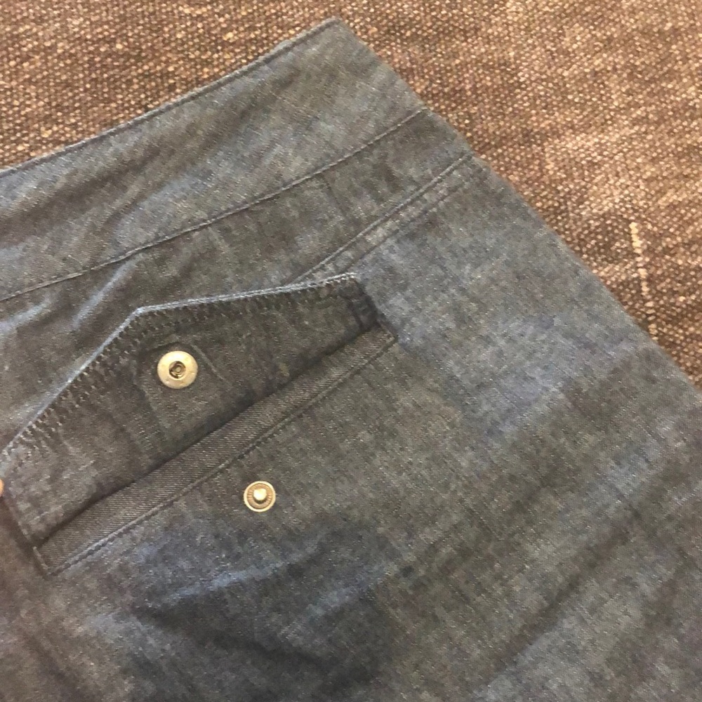 Jeans - Picture 2 of 4